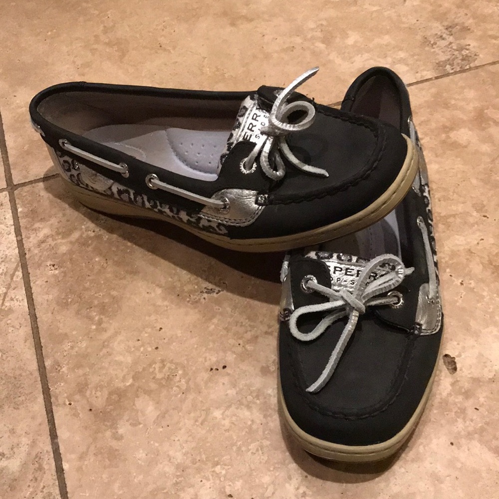 Black cheetah Sperry
